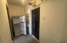Apartament de vanzare, partial renovat, 3 camere, 43 mp - Simleu Silvaniei