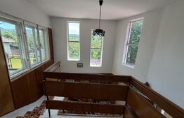 Casă de vanzare, 5 camere și un teren de 500 mp