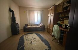 Casă cu 3 camere și un teren în suprafață de 6000 mp 