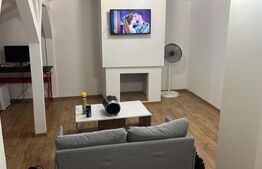 Apartament de vânzare, cu 2 camere, mansardă și terasă, Zalău