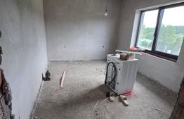 Casă individuală de vânzare cu curte proprie, Jibou