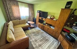 Apartament 54 mp + balcon, stadion, etaj 4, Ideal pentru renovare 