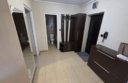 Apartament de închiriat cu 3 camere, cartier Brădet