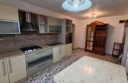 Apartament modern de inchiriat, cu 2 camere, 60 mp, zona Barbulovici Alimpiu
