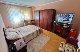 Apartament de vanzare, 70 mp, garaj, zona Bradet