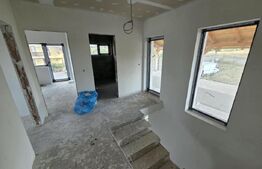 Casă de vânzare, 150 mp, zona Dumbrava Nord