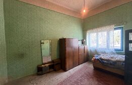 Casa de vanzare, curte comuna , zona Simleu Silvaniei