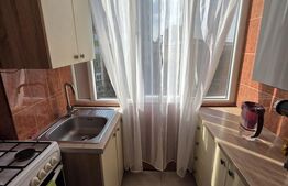 Apartament de vânzare cu 2 camere, 43 mp, zona Semicentral