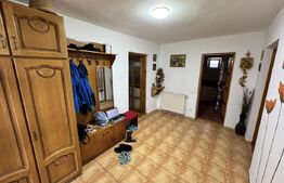 Casă individuală de închiriat, 160 mp, teren 1400 mp