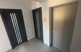 Apartament de vânzare, 3 camere, 50 mp, zona Centrala