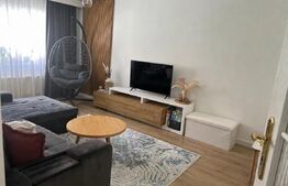 Apartament de vanzare cu 3 camere, 65 mp, garaj, zona Bradet