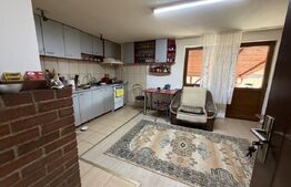 Casa 2 camere, 70 mp, teren 1600 mp, zona Ciumarna