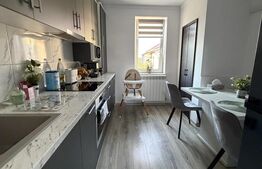 Apartament cu 3 camere bloc vila