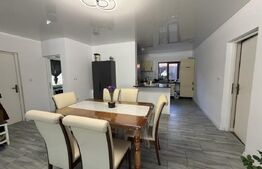 Casa cu 3 camere, 143 mp, teren 900 mp, zona Bilghez 
