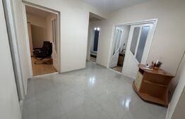 Apartament cu 4 camere, 80 mp, zona Dumbrava II
